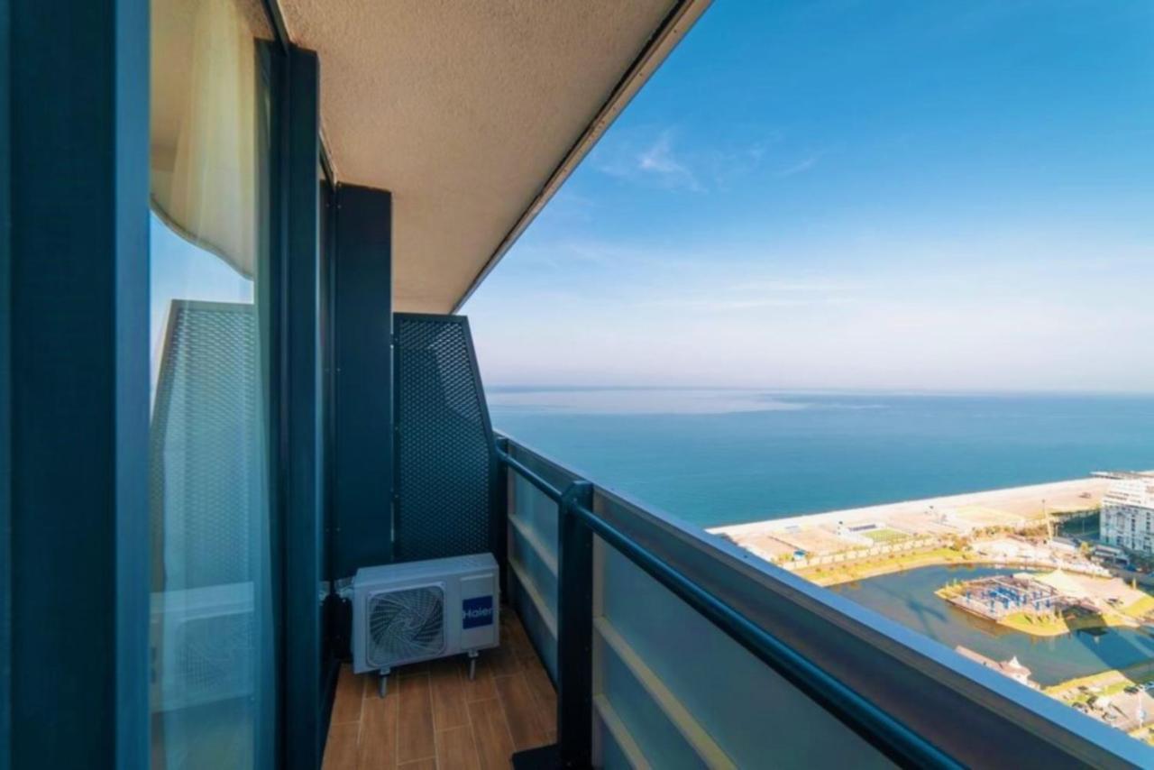 Sea Side Aparthotel In Orbi Complex Batumi Exterior photo